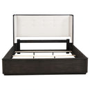 Leandro Wingback Bed