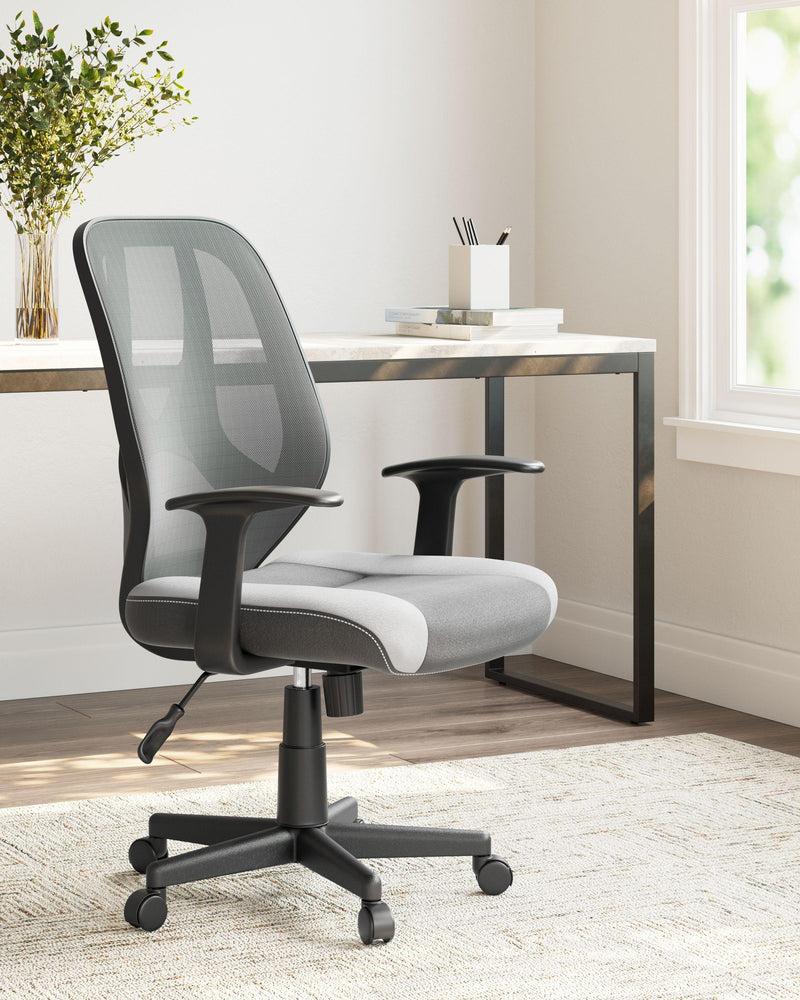 Beauenali - Home Office Swivel Desk Chair - Black Back