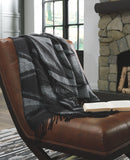 Cecile - Throw (3/cs)