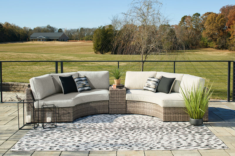 Calworth 3-Piece Outdoor Sectional